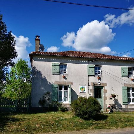 Chambres D Hotes L'Agape Saint-Martial-sur-Isop Exterior foto